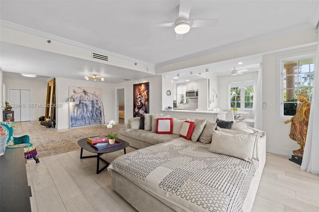 19122 Fisher Island Dr 19122, Miami Beach, FL 33109