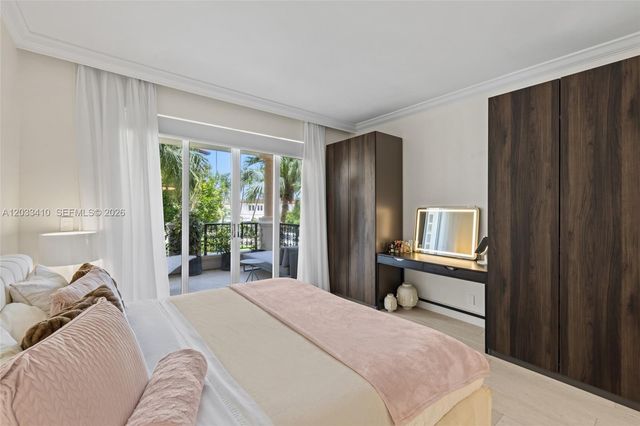 19122 Fisher Island Dr 19122, Miami Beach, FL 33109