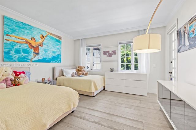 19122 Fisher Island Dr 19122, Miami Beach, FL 33109