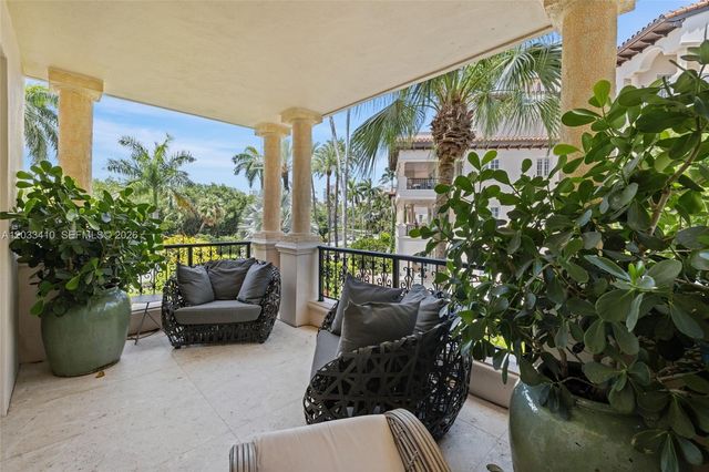 19122 Fisher Island Dr 19122, Miami Beach, FL 33109