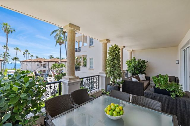 19122 Fisher Island Dr 19122, Miami Beach, FL 33109