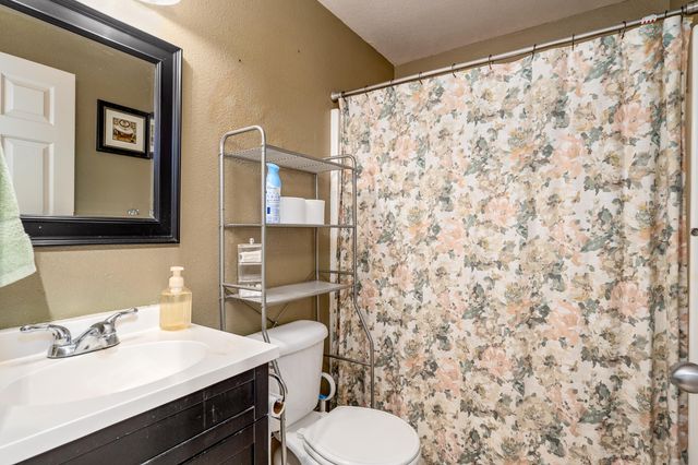 2727 Connell Avenue, Medford, OR 97501