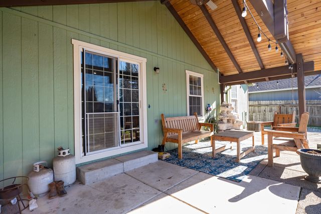 2727 Connell Avenue, Medford, OR 97501