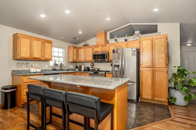 2727 Connell Avenue, Medford, OR 97501