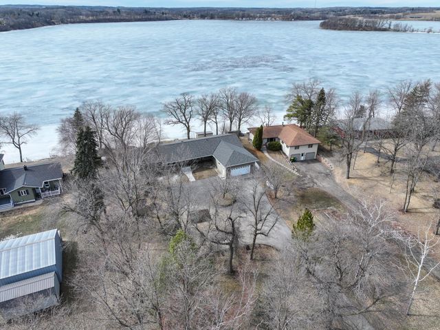 900 E Lake Brophy Road NW, Alexandria, MN 56308