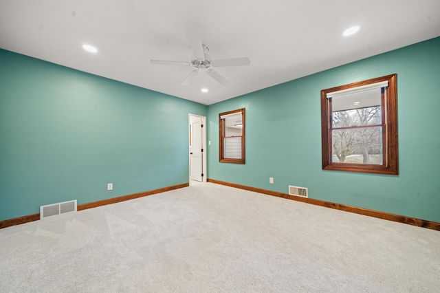 900 E Lake Brophy Road NW, Alexandria, MN 56308