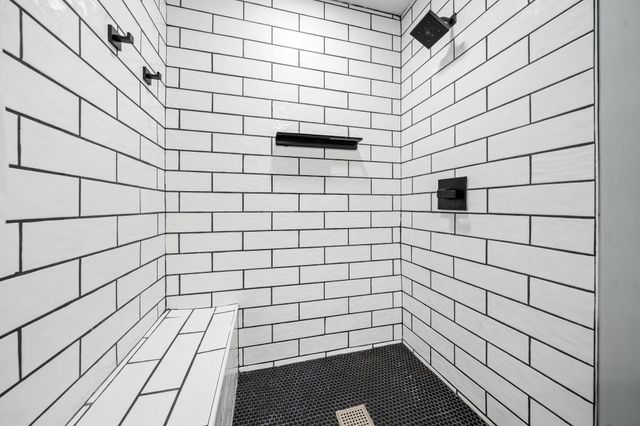 900 E Lake Brophy Road NW, Alexandria, MN 56308