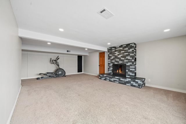 900 E Lake Brophy Road NW, Alexandria, MN 56308