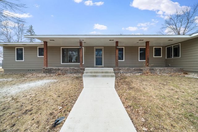 900 E Lake Brophy Road NW, Alexandria, MN 56308