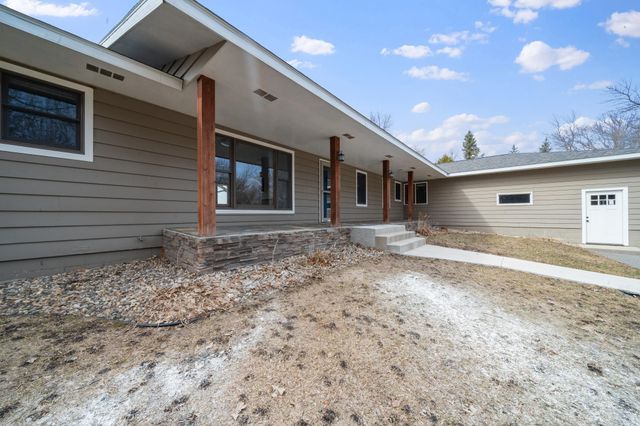 900 E Lake Brophy Road NW, Alexandria, MN 56308