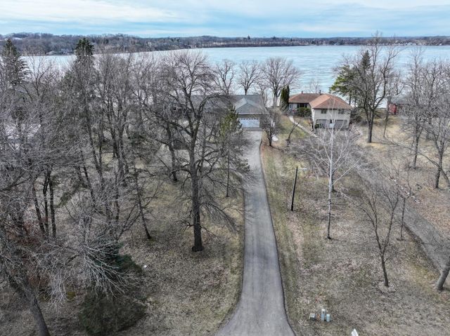 900 E Lake Brophy Road NW, Alexandria, MN 56308