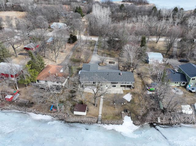 900 E Lake Brophy Road NW, Alexandria, MN 56308