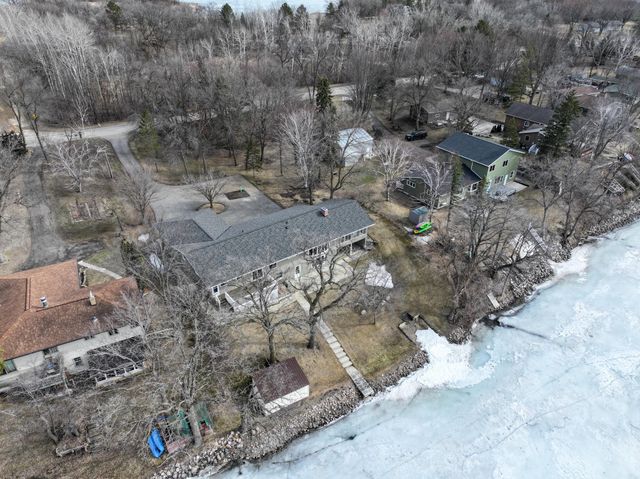 900 E Lake Brophy Road NW, Alexandria, MN 56308