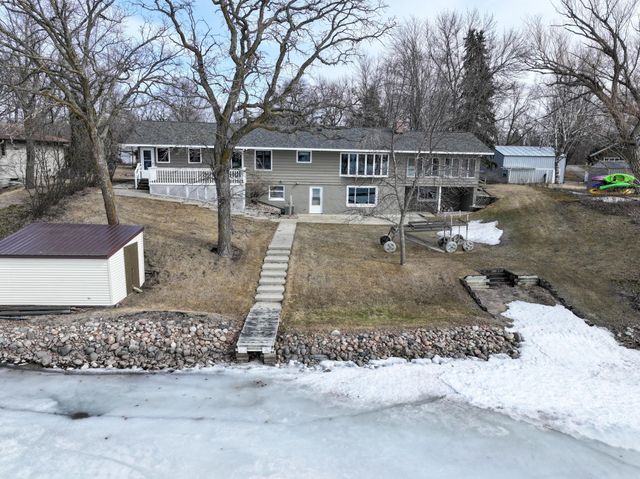 900 E Lake Brophy Road NW, Alexandria, MN 56308
