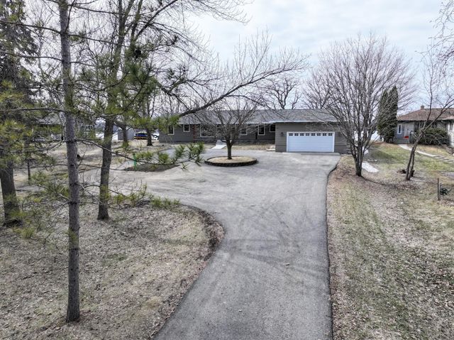 900 E Lake Brophy Road NW, Alexandria, MN 56308