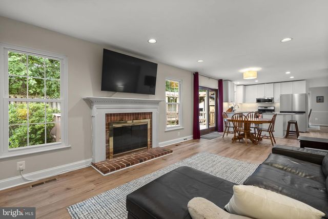 2704 LINDENWOOD DR, Olney, MD 20832