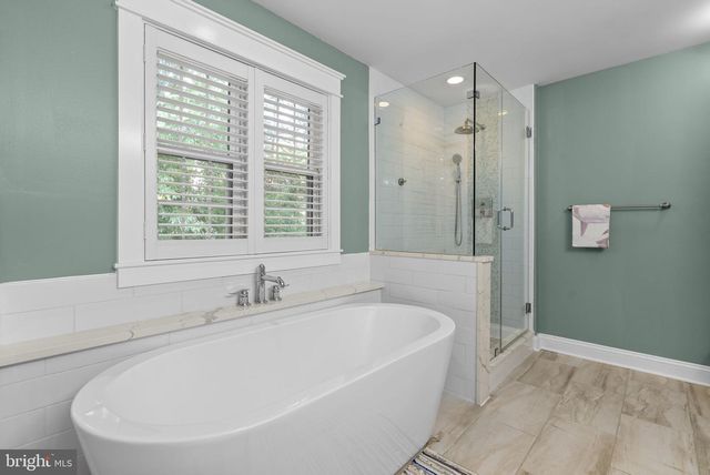 2704 LINDENWOOD DR, Olney, MD 20832