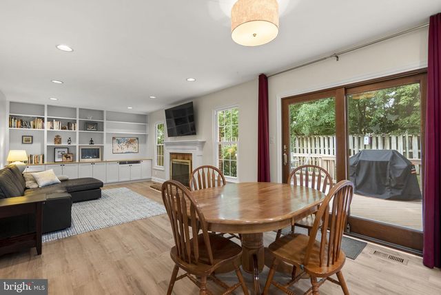 2704 LINDENWOOD DR, Olney, MD 20832