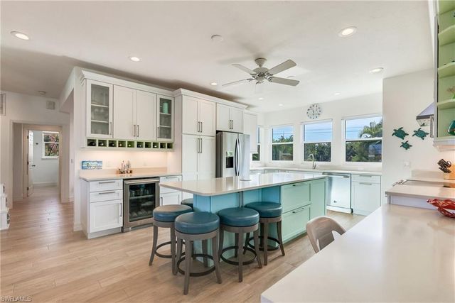 1508 Middle Gulf DR, Sanibel, FL 33957