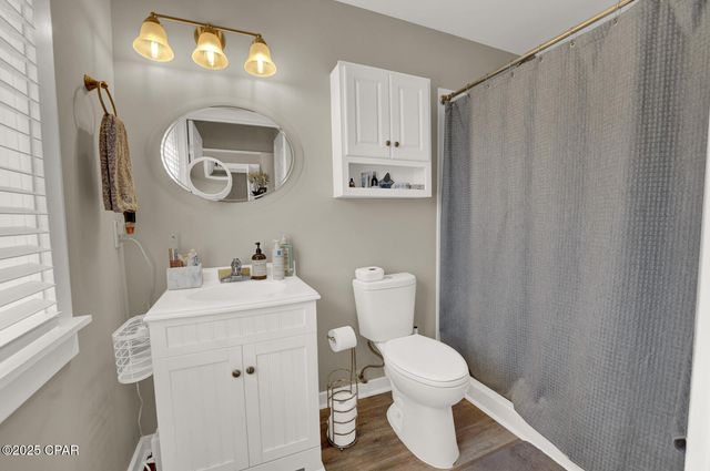 1611 Lake Avenue, Panama City, FL 32401