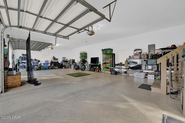 1611 Lake Avenue, Panama City, FL 32401