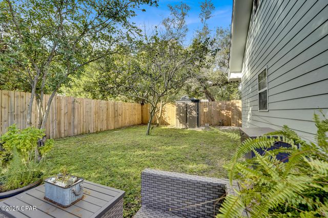 1611 Lake Avenue, Panama City, FL 32401