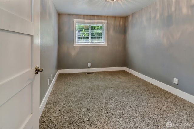 2406 Taylor Street, Milton, WA 98354