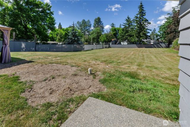 2406 Taylor Street, Milton, WA 98354