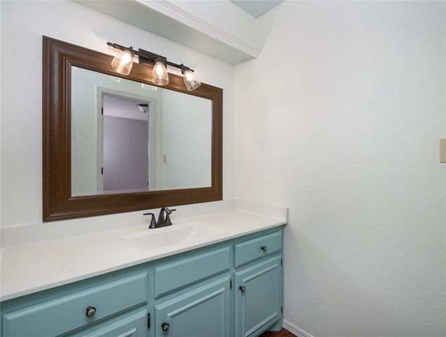 509 Cheswick Court, Norman, OK 73072