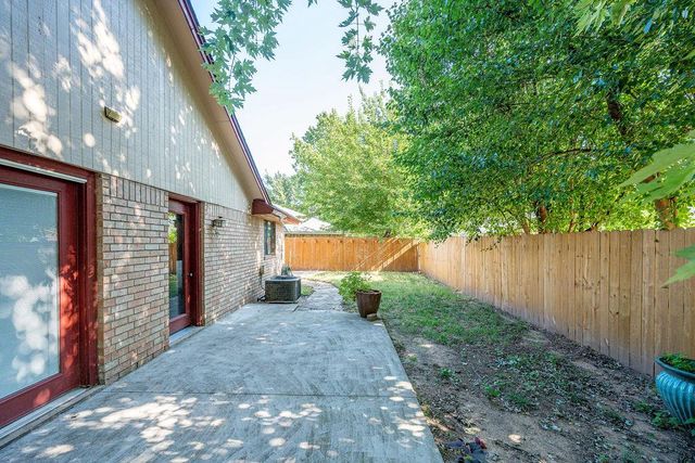 509 Cheswick Court, Norman, OK 73072