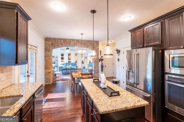 203 Davis Mill Road, Ball Ground, GA 30107