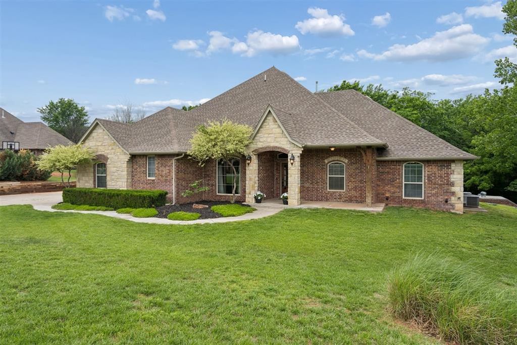 9551 Bergamo Boulevard, Edmond, OK 73034