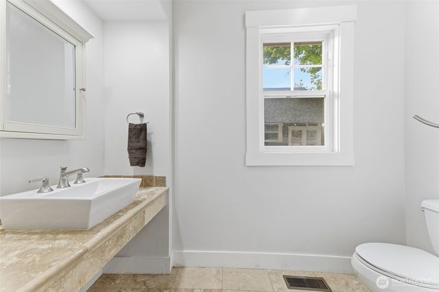 241 N Bellevue Avenue, Walla Walla, WA 99362