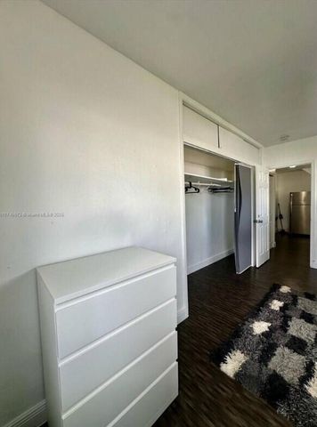 7035 Rue Granville, Miami Beach, FL 33141