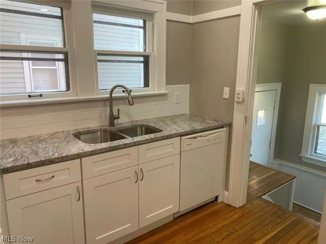 2580-2582 Colchester Road, Cleveland Heights, OH 44106