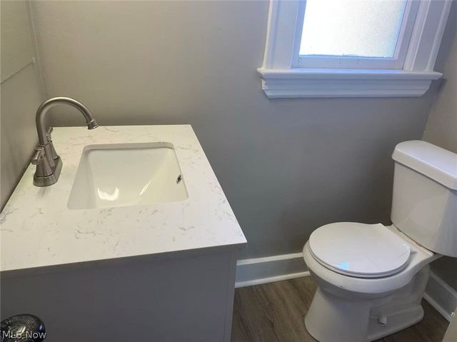 2580-2582 Colchester Road, Cleveland Heights, OH 44106