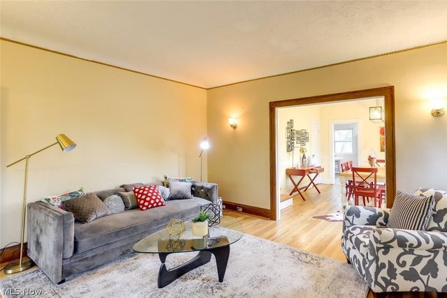 2580-2582 Colchester Road, Cleveland Heights, OH 44106