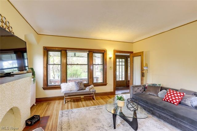 2580-2582 Colchester Road, Cleveland Heights, OH 44106