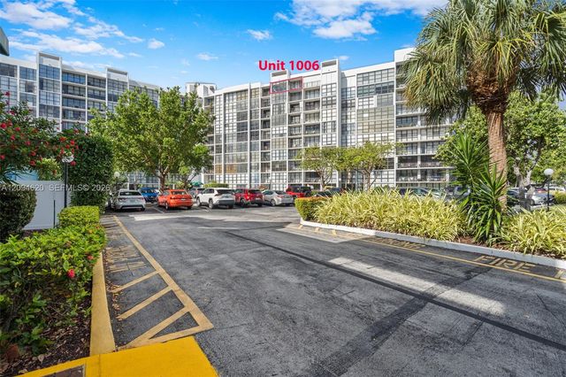 800 Parkview Drive 1006, Hallandale Beach, FL 33009