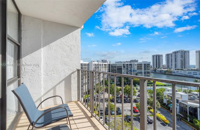 800 Parkview Drive 1006, Hallandale Beach, FL 33009