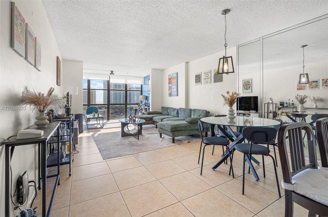 800 Parkview Drive 1006, Hallandale Beach, FL 33009