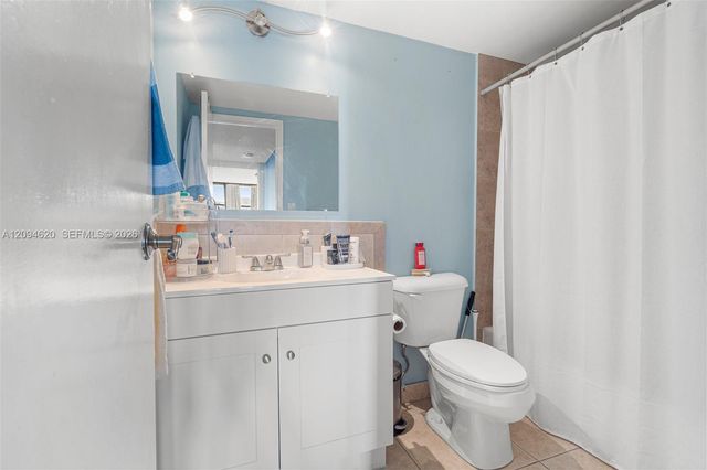 800 Parkview Drive 1006, Hallandale Beach, FL 33009