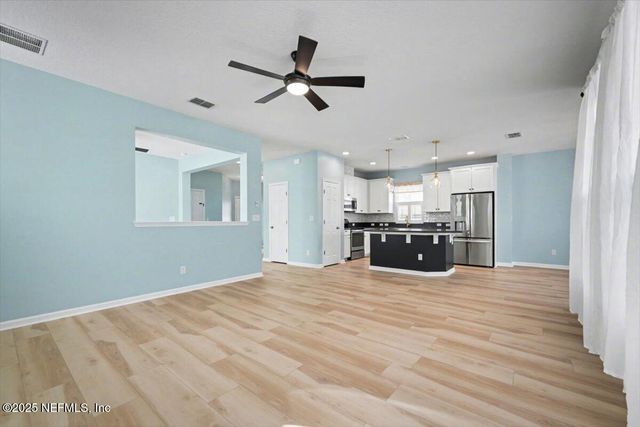 47 FOREST EDGE Drive, St. Johns, FL 32259