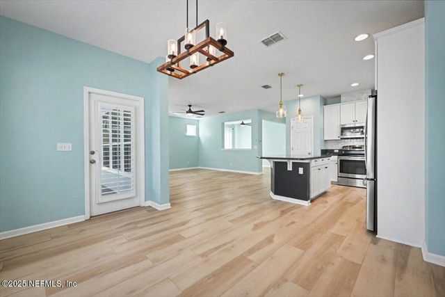 47 FOREST EDGE Drive, St. Johns, FL 32259