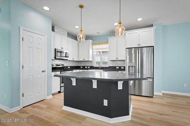 47 FOREST EDGE Drive, St. Johns, FL 32259