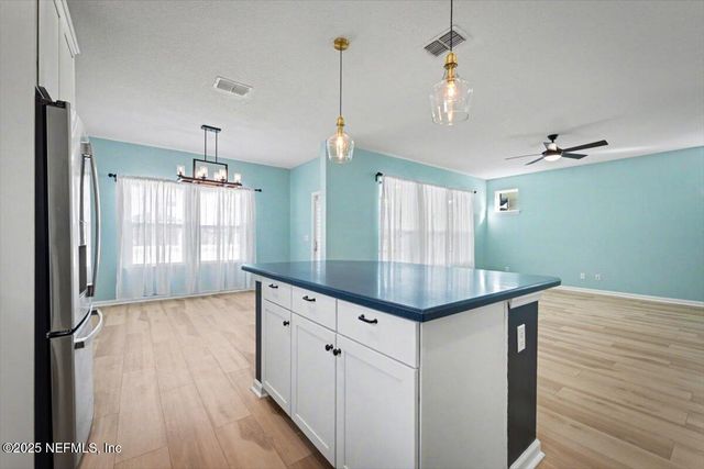 47 FOREST EDGE Drive, St. Johns, FL 32259