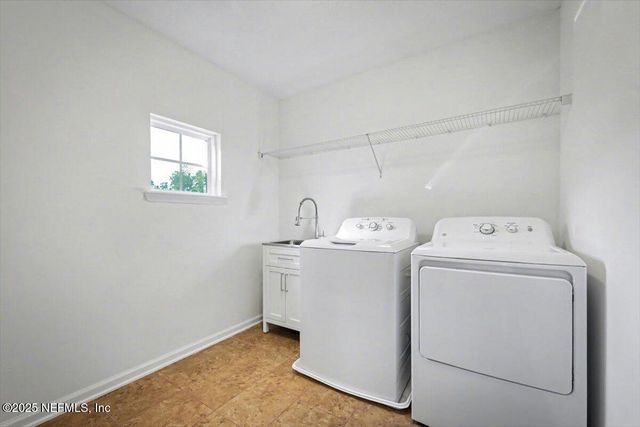 47 FOREST EDGE Drive, St. Johns, FL 32259