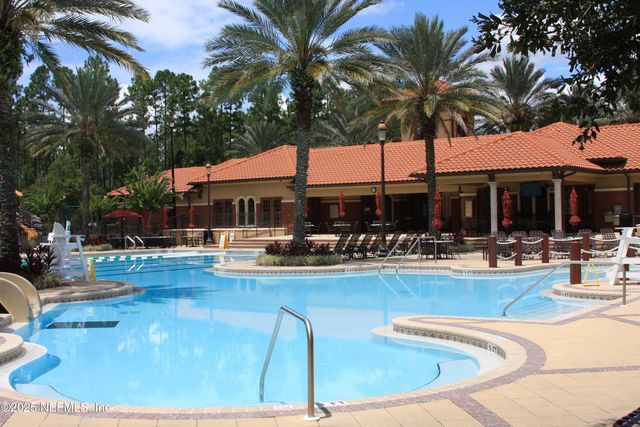 47 FOREST EDGE Drive, St. Johns, FL 32259