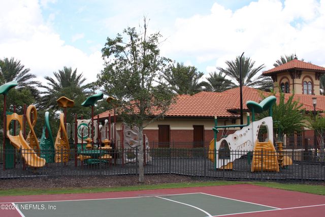 47 FOREST EDGE Drive, St. Johns, FL 32259