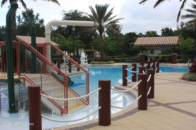 47 FOREST EDGE Drive, St. Johns, FL 32259